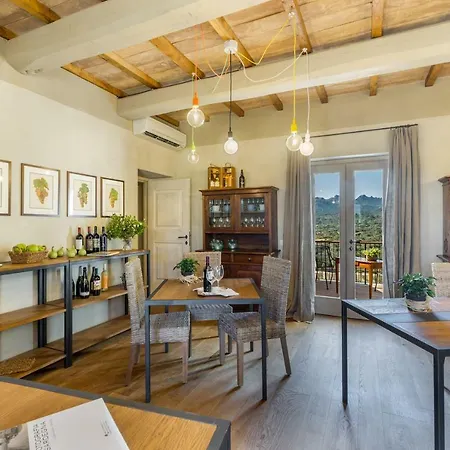Tenuta Petra Bianca