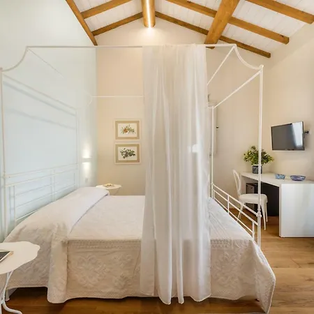 Farm stay Tenuta Petra Bianca *