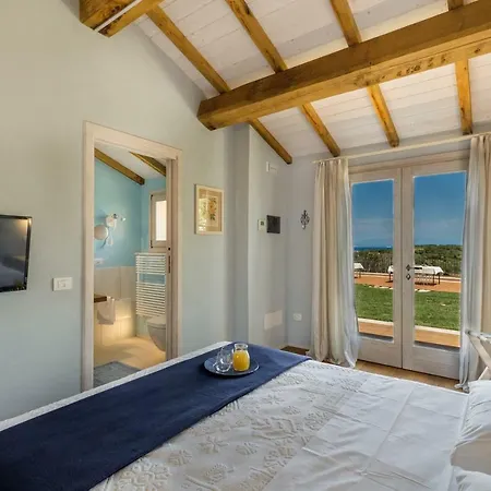 Farm stay Tenuta Petra Bianca Palau