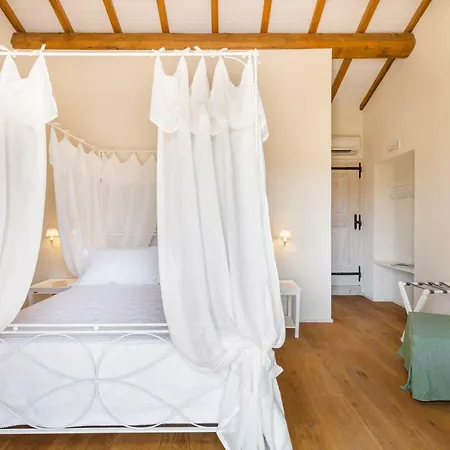 Farm stay Tenuta Petra Bianca Palau